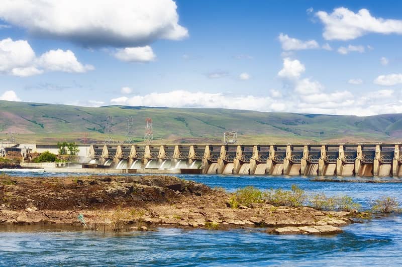 The Dalles Dam on the Columbia River cm